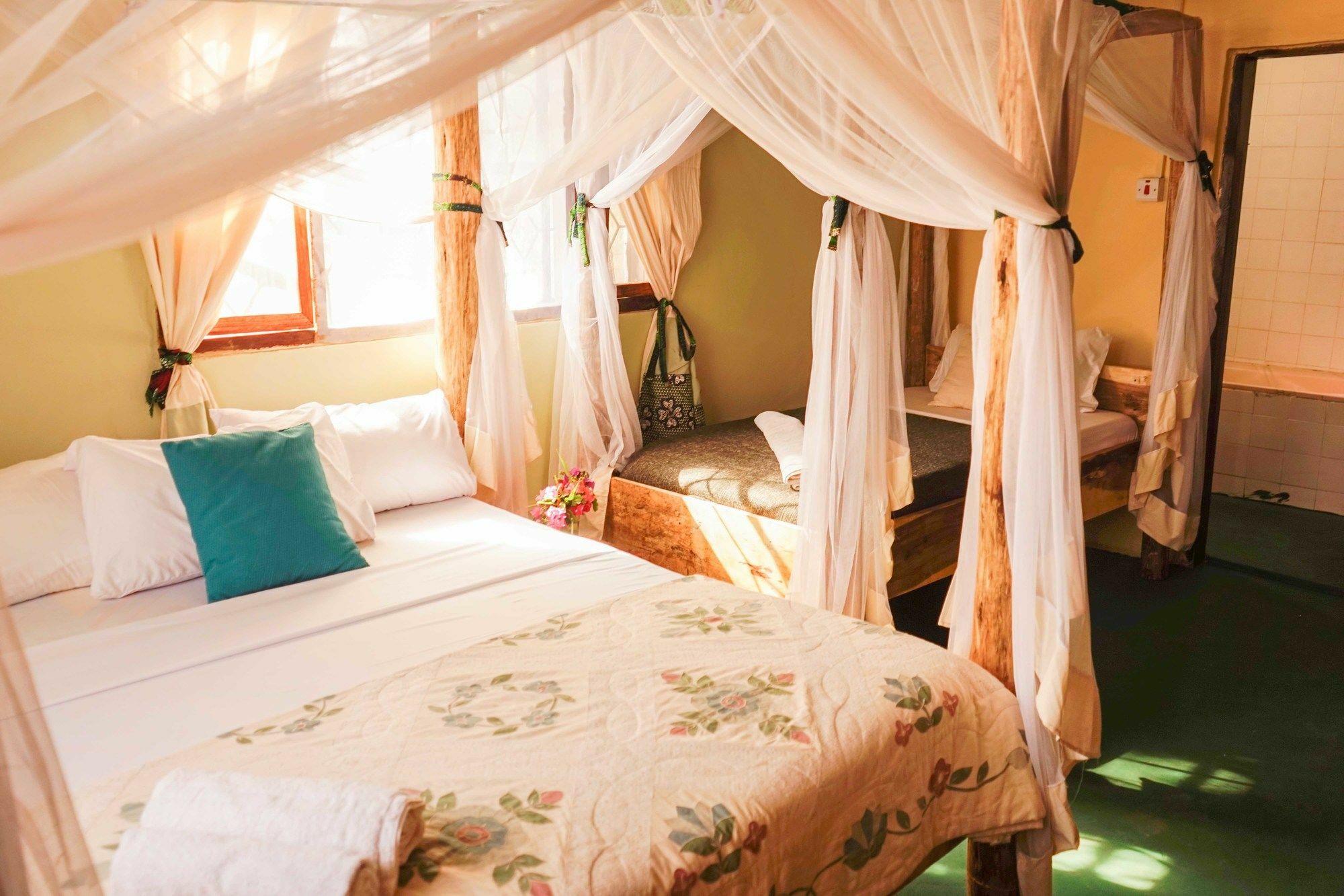 The Secret Garden Hotel Moshi Eksteriør bilde
